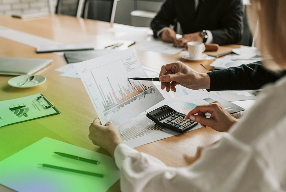 Couple attend a meeting with an advisor for tax planning